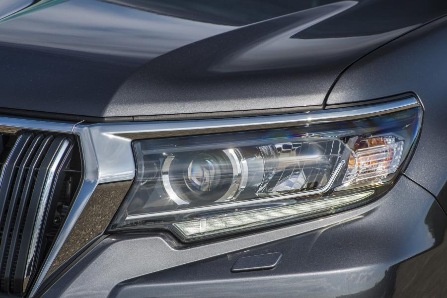 Детали экстерьера Toyota Land Cruiser Challenger 2019 года  (NL) (фото 6 из 6)